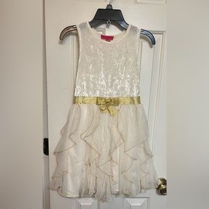 Stunning girls dress